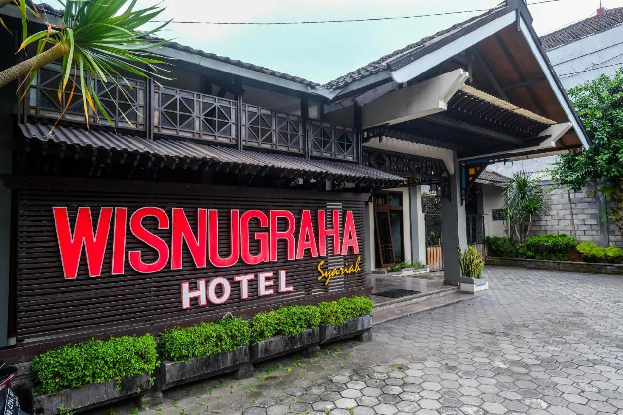 Urbanview Hotel Syariah Wisnugraha By Reddoorz Yogyakarta Exteriör bild