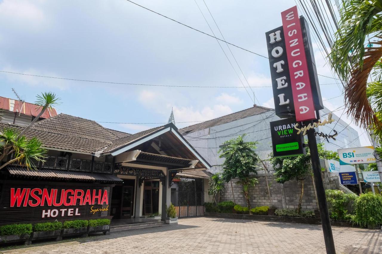 Urbanview Hotel Syariah Wisnugraha By Reddoorz Yogyakarta Exteriör bild